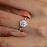 DAISY DREAM MOISSANITE ANELLO